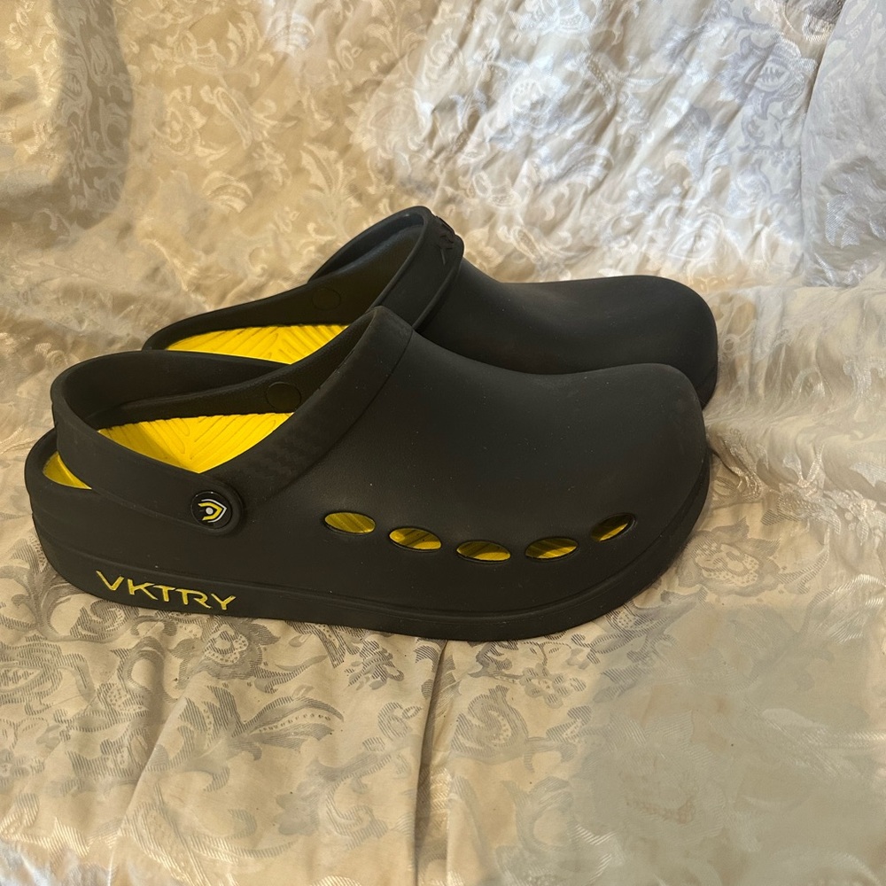 VKTRY Black and Yellow Clogs